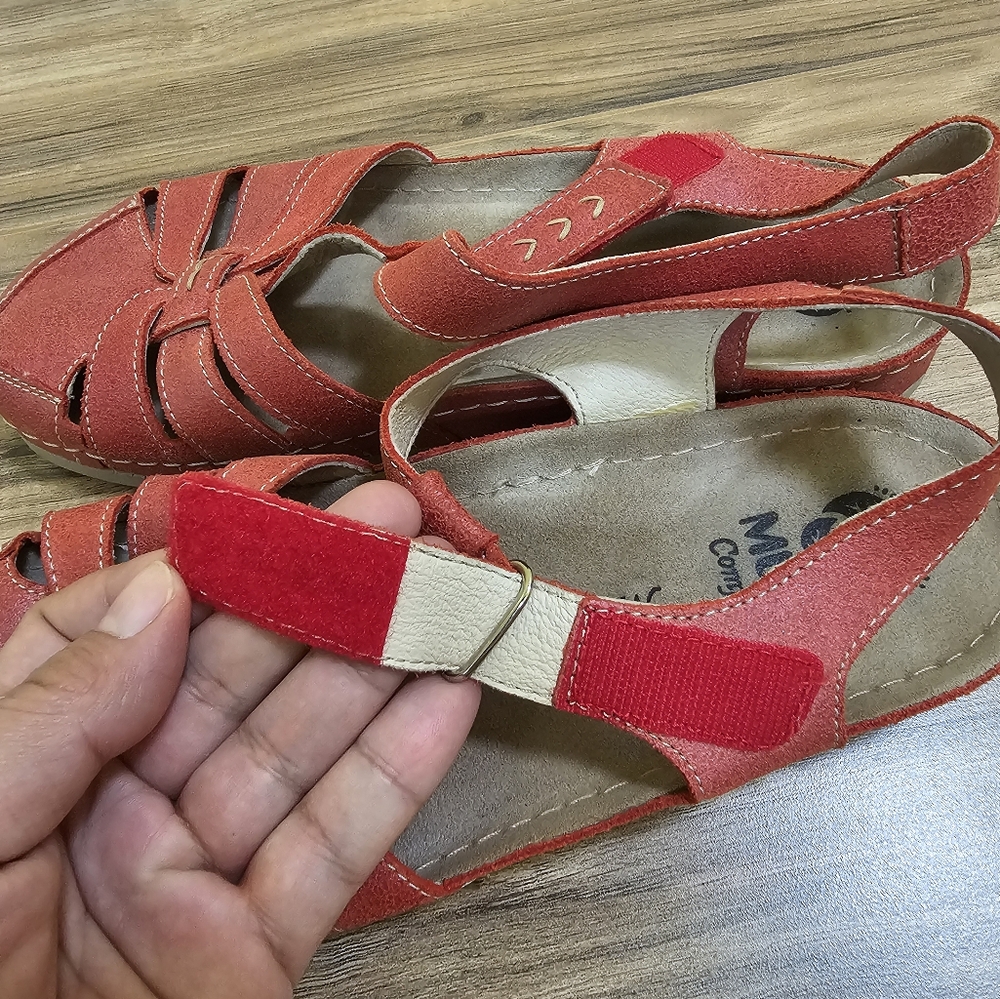 MUBB Sandals - Picture 5 of 13